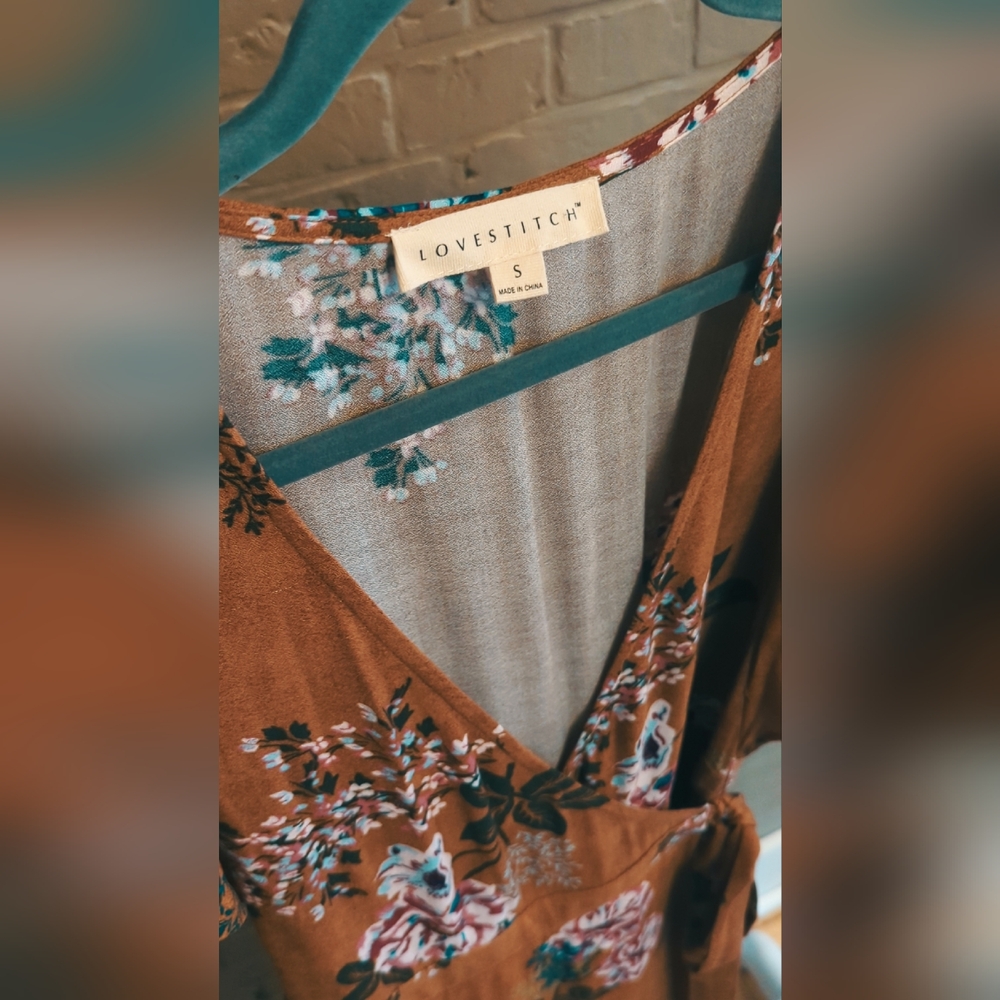 Lovestitch Brown Flutter Sleeve Maxi Dress - Picture 6 of 9
